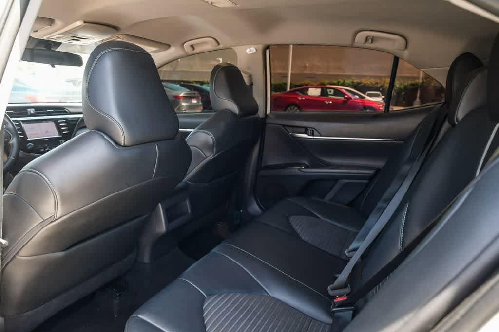Thumbnail: 2020 Toyota Camry - 18