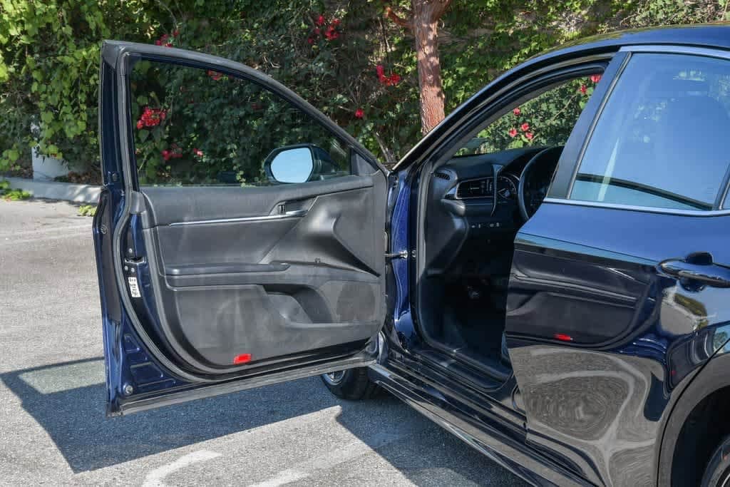 Thumbnail: 2022 Toyota Camry - 20