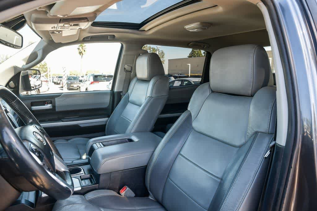 Thumbnail: 2021 Toyota Tundra - 19