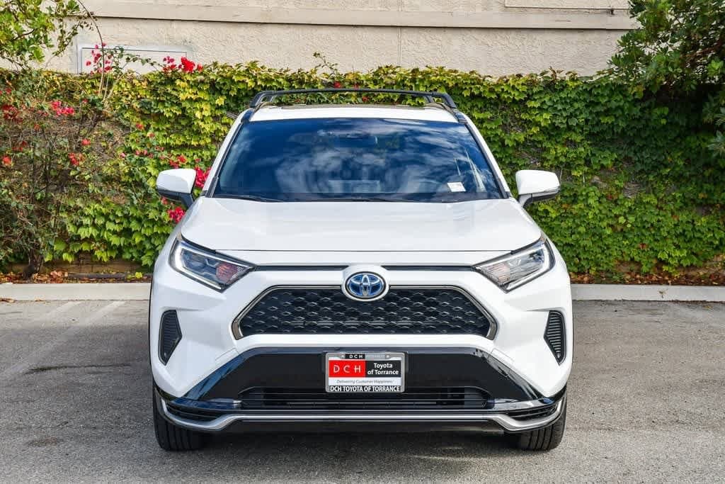 Thumbnail: 2021 Toyota RAV4 - 2