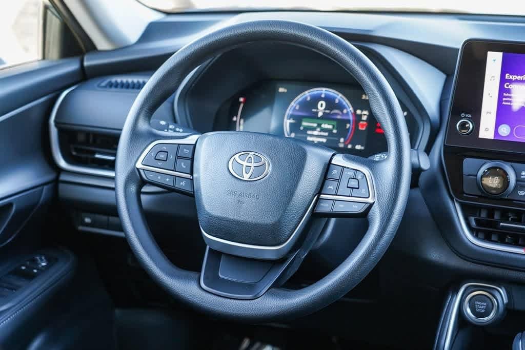 Thumbnail: 2026 Toyota Grand Highlander - 15