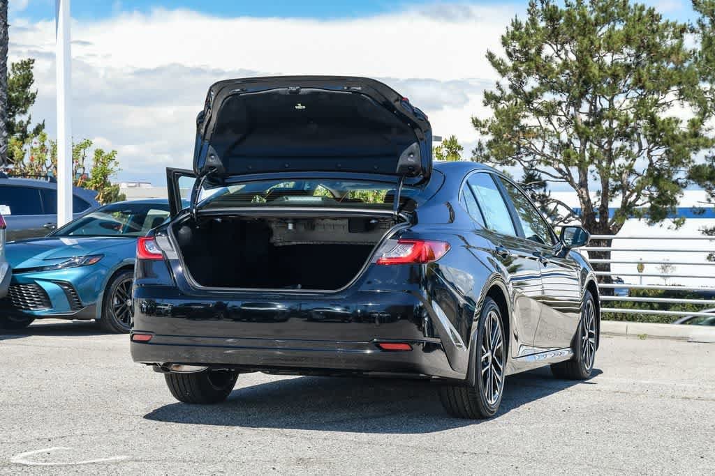 Thumbnail: 2026 Toyota Camry - 27