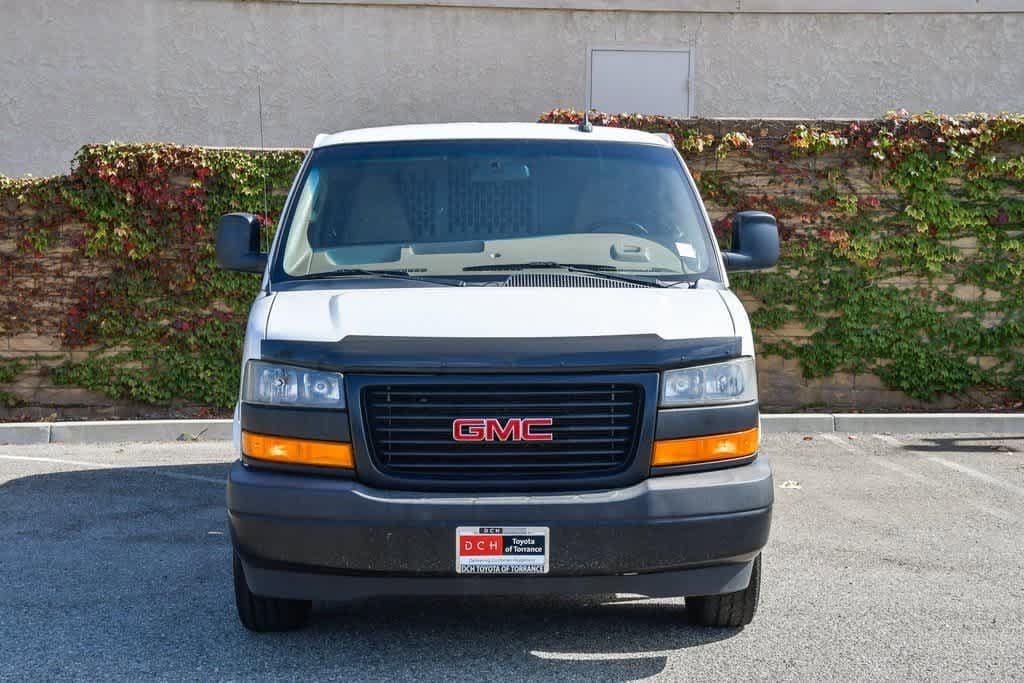 Thumbnail: 2019 GMC Savana - 2