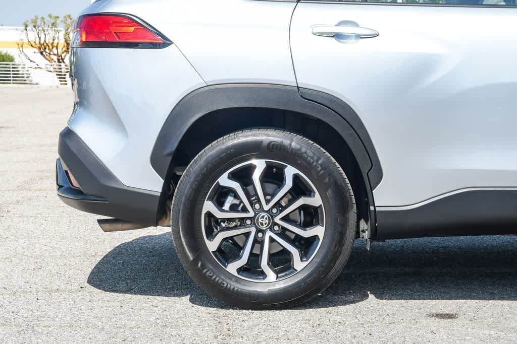 Thumbnail: 2025 Toyota Corolla Cross - 9