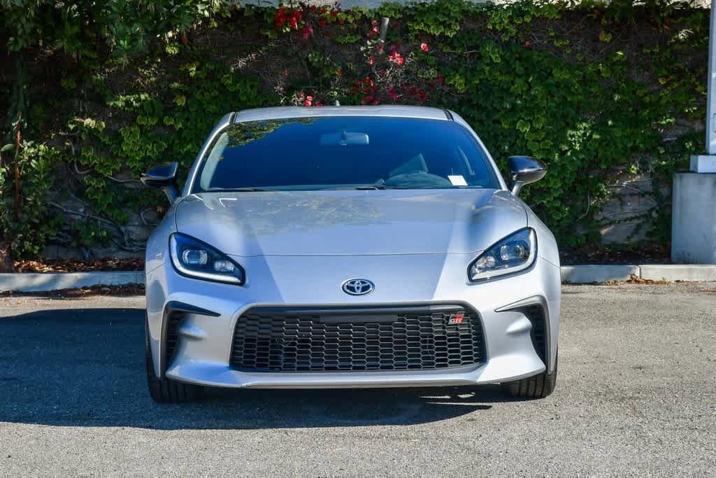 2023 Toyota GR86 Premium photo 2