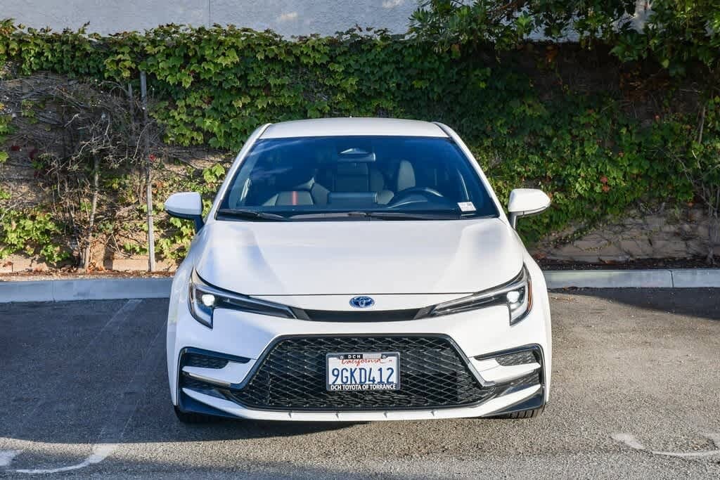 2023 Toyota Corolla Hybrid SE photo 2