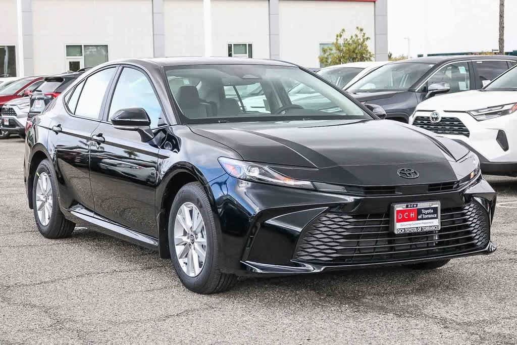 Thumbnail: 2026 Toyota Camry - 3