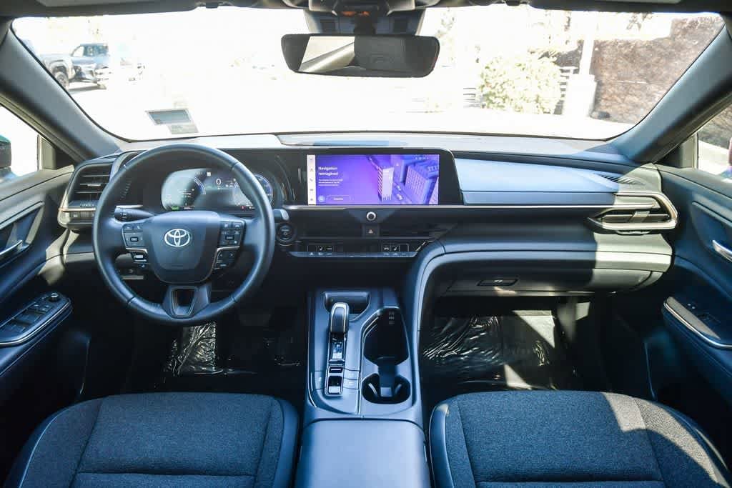 Thumbnail: 2023 Toyota Crown - 14