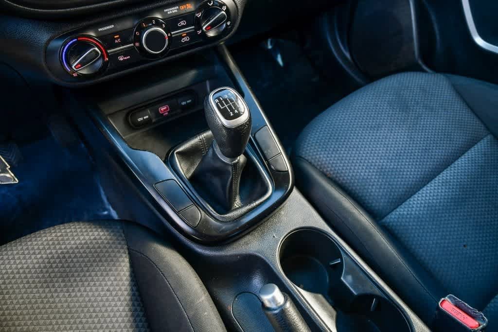 Thumbnail: 2020 Kia Soul - 25