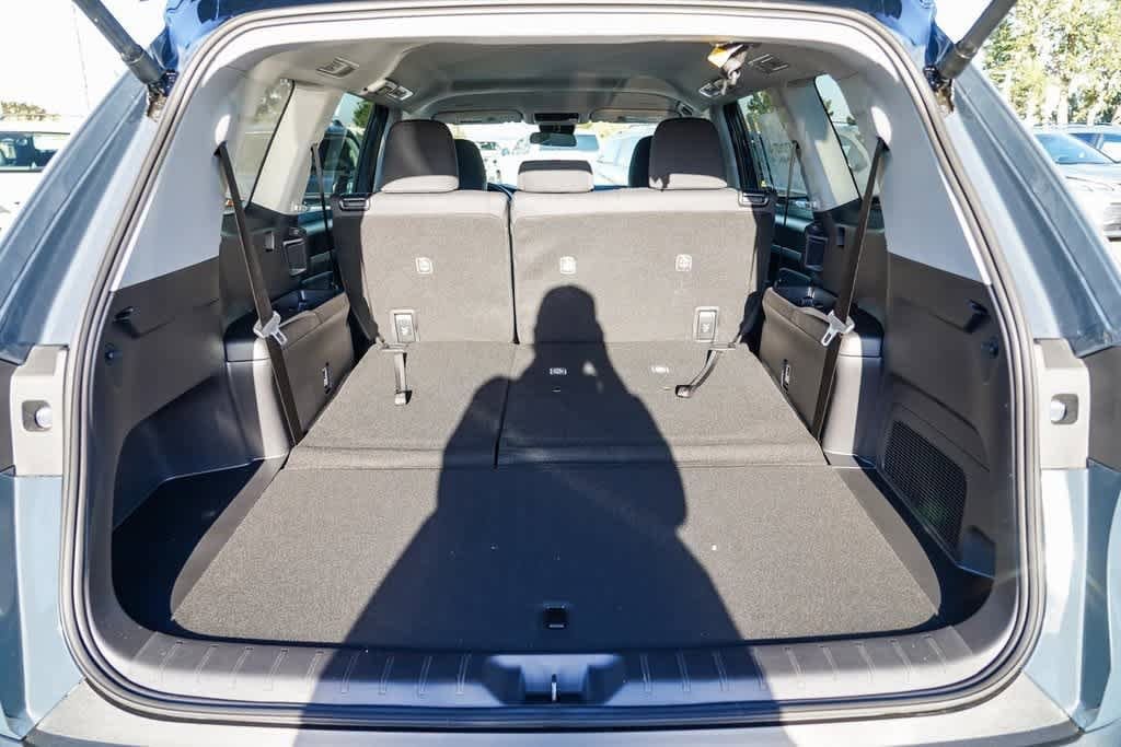 Thumbnail: 2026 Toyota Grand Highlander - 26