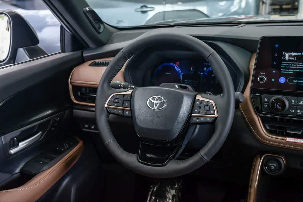 Thumbnail: 2026 Toyota Grand Highlander - 11