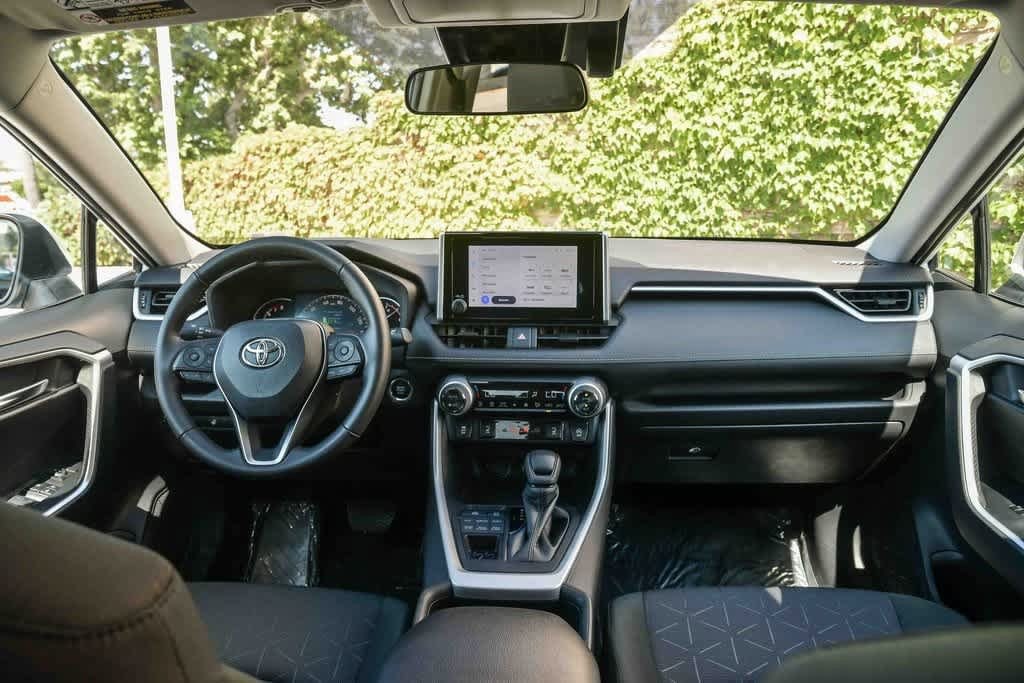 Thumbnail: 2024 Toyota RAV4 - 14