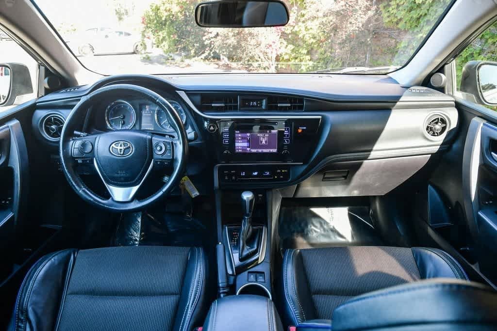 Thumbnail: 2018 Toyota Corolla - 14