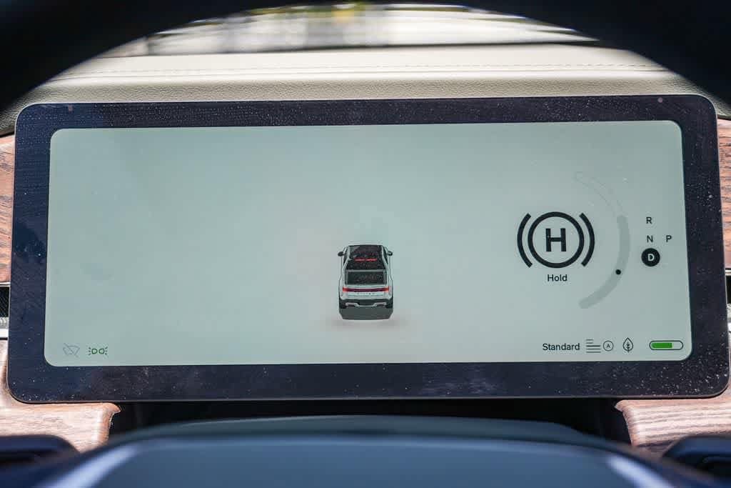 Thumbnail: 2023 Rivian R1T - 22