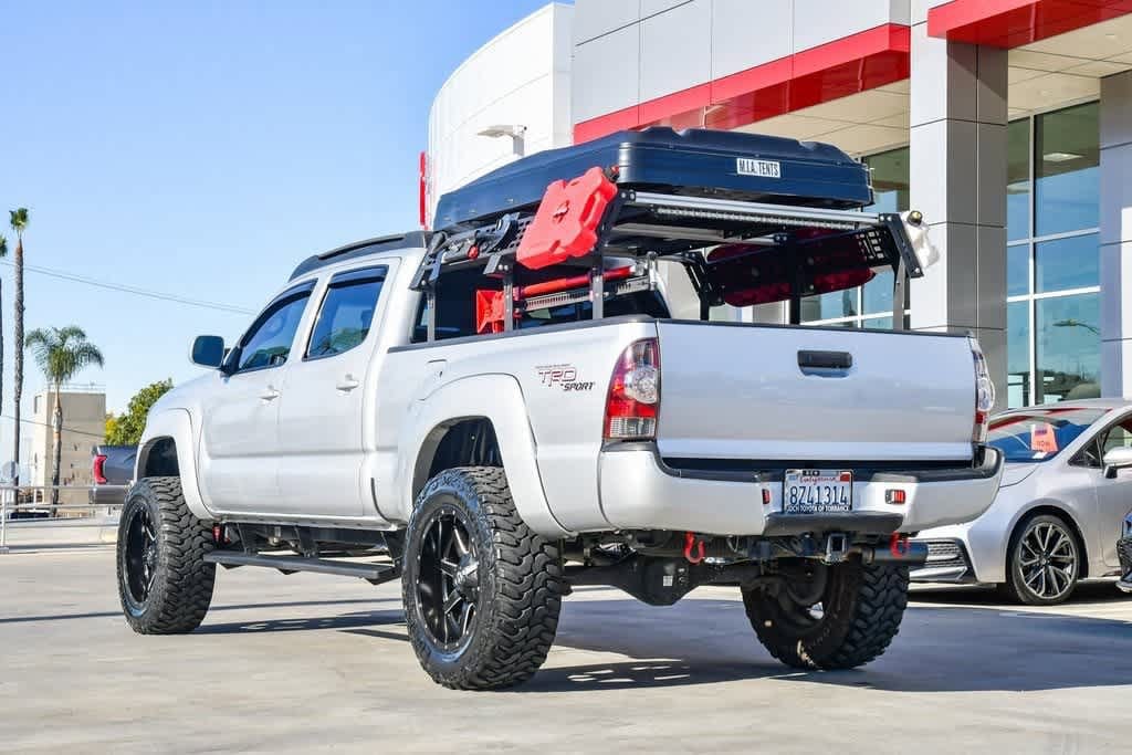 Thumbnail: 2011 Toyota Tacoma - 10