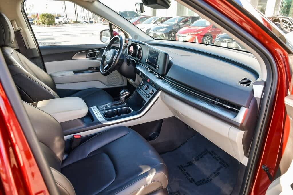 Thumbnail: 2024 Kia Carnival - 15