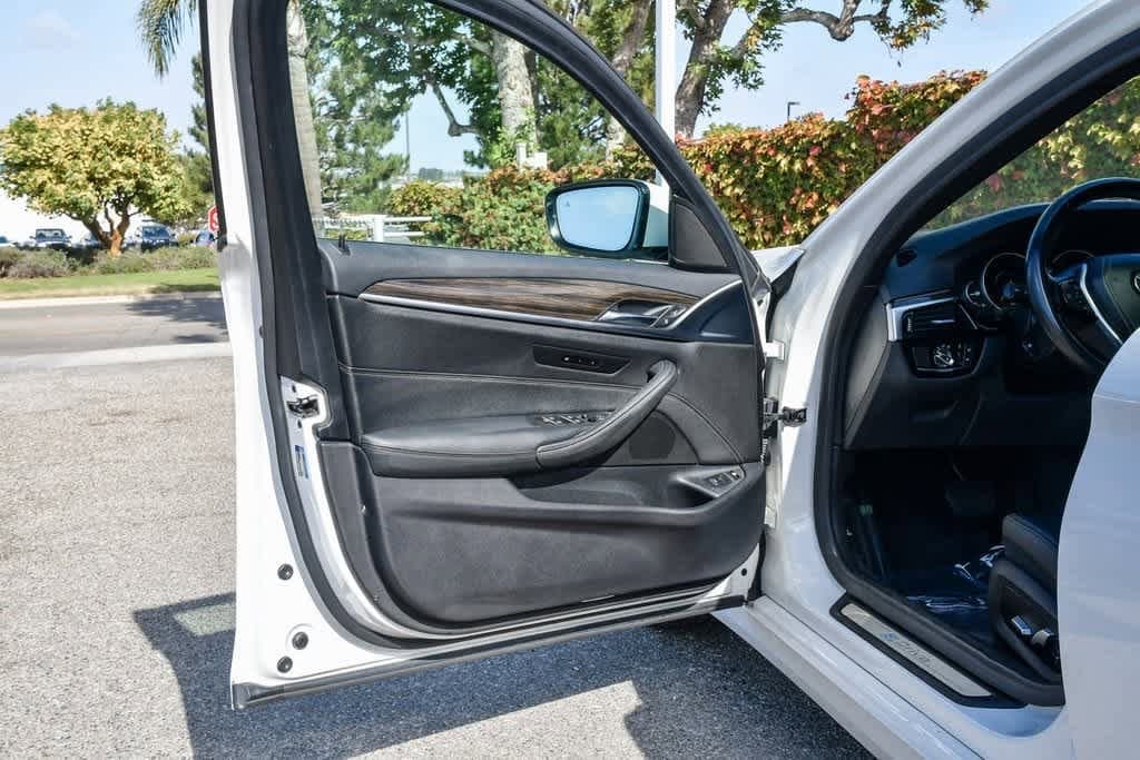 Thumbnail: 2019 BMW 5 Series - 19