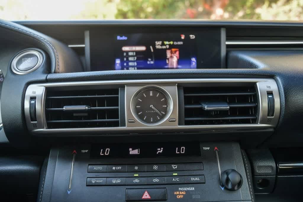 Thumbnail: 2016 Lexus IS - 24