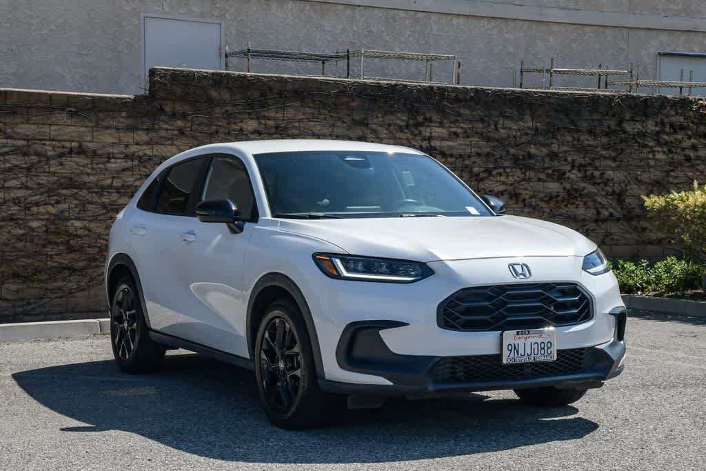 2023 Honda HR-V Sport photo 2