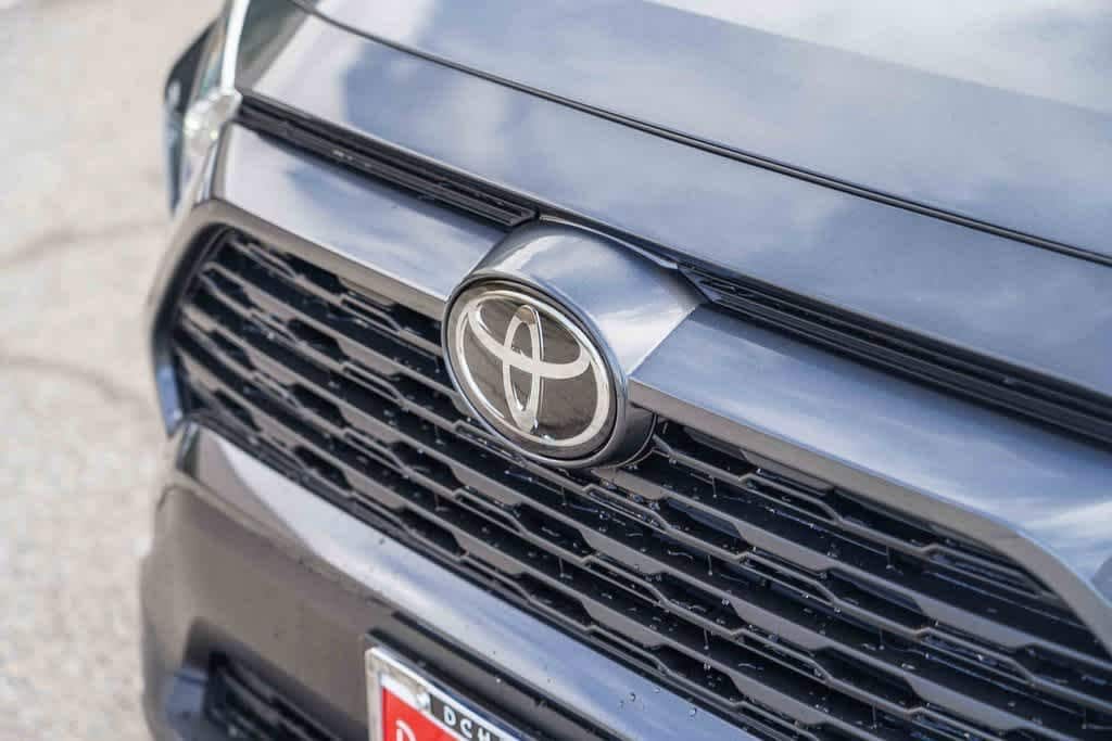 Thumbnail: 2025 Toyota RAV4 - 3