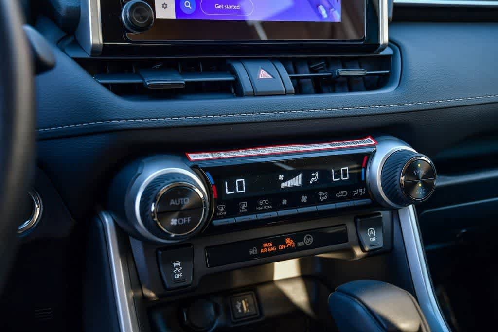 Thumbnail: 2025 Toyota RAV4 - 23