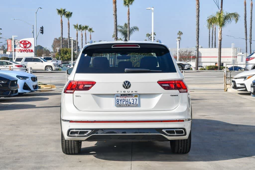 Thumbnail: 2022 Volkswagen Tiguan - 8