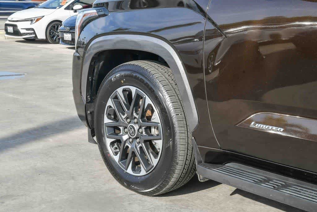 Thumbnail: 2023 Toyota Sequoia - 10