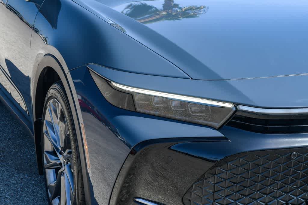 Thumbnail: 2026 Toyota Crown - 4