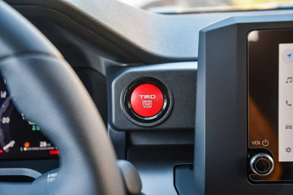 Thumbnail: 2025 Toyota 4Runner - 29