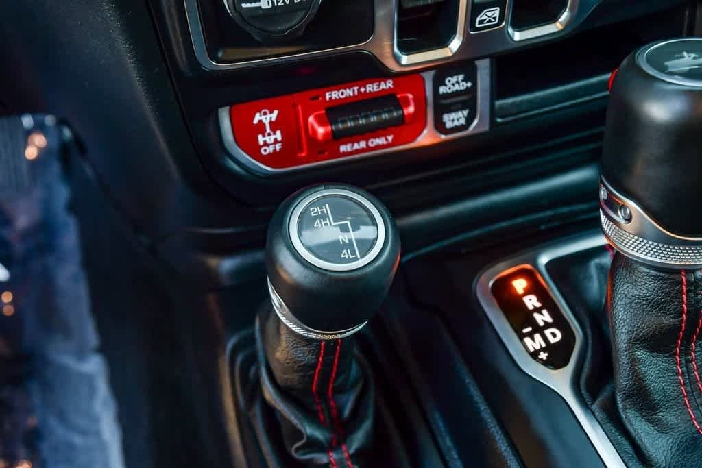 Thumbnail: 2021 Jeep Wrangler - 26