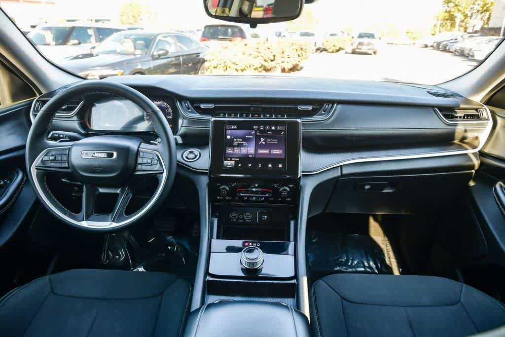 Thumbnail: 2023 Jeep Grand Cherokee L - 14