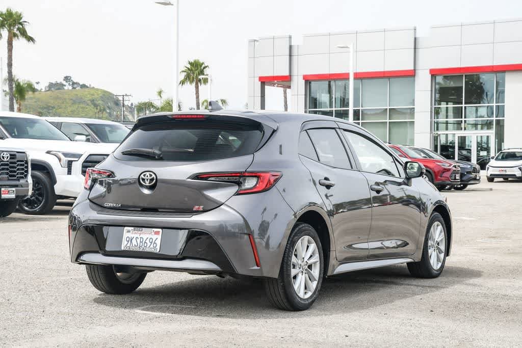 2024 Toyota Corolla Hatchback SE photo 6