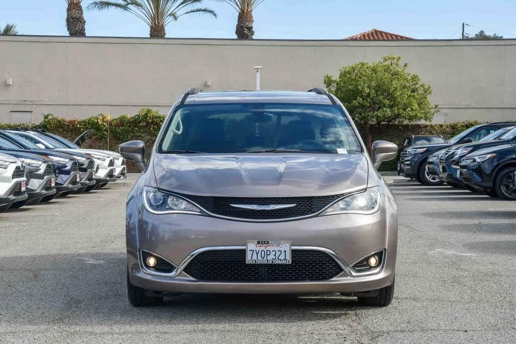 Thumbnail: 2017 Chrysler Pacifica - 2