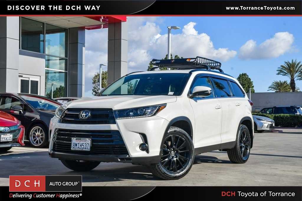 Thumbnail: 2019 Toyota Highlander - 1