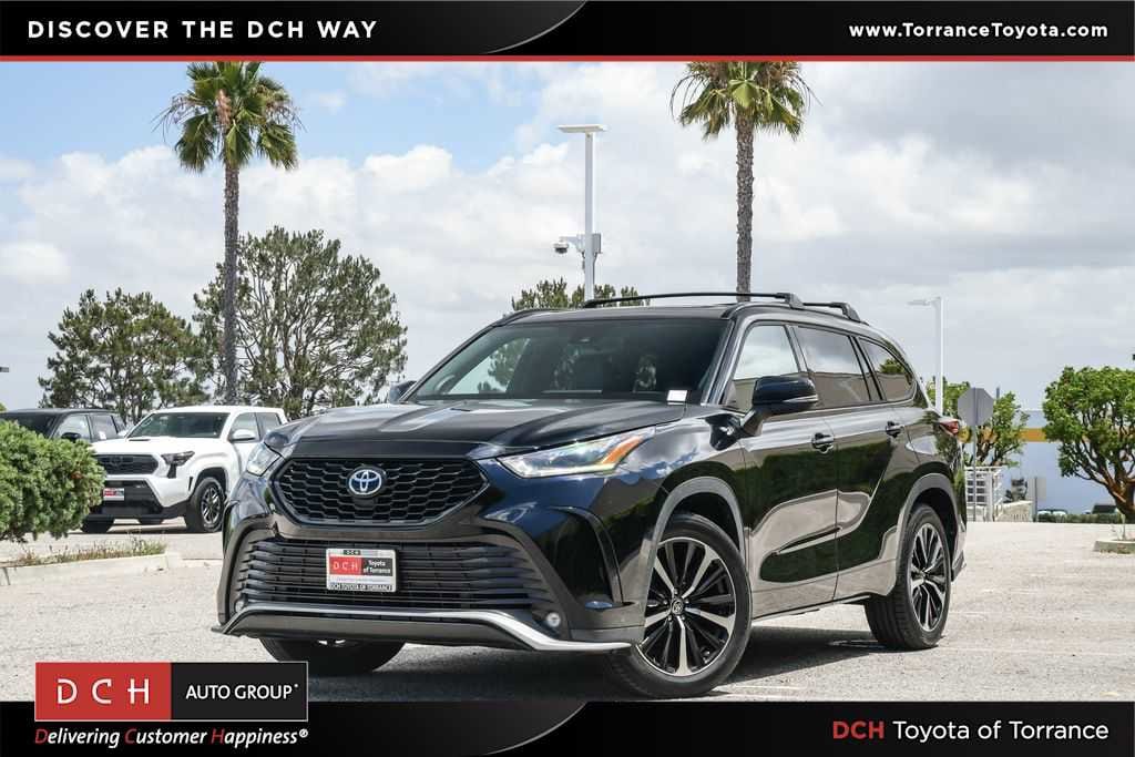 2021 Toyota Highlander XSE 4x2 V6's photo