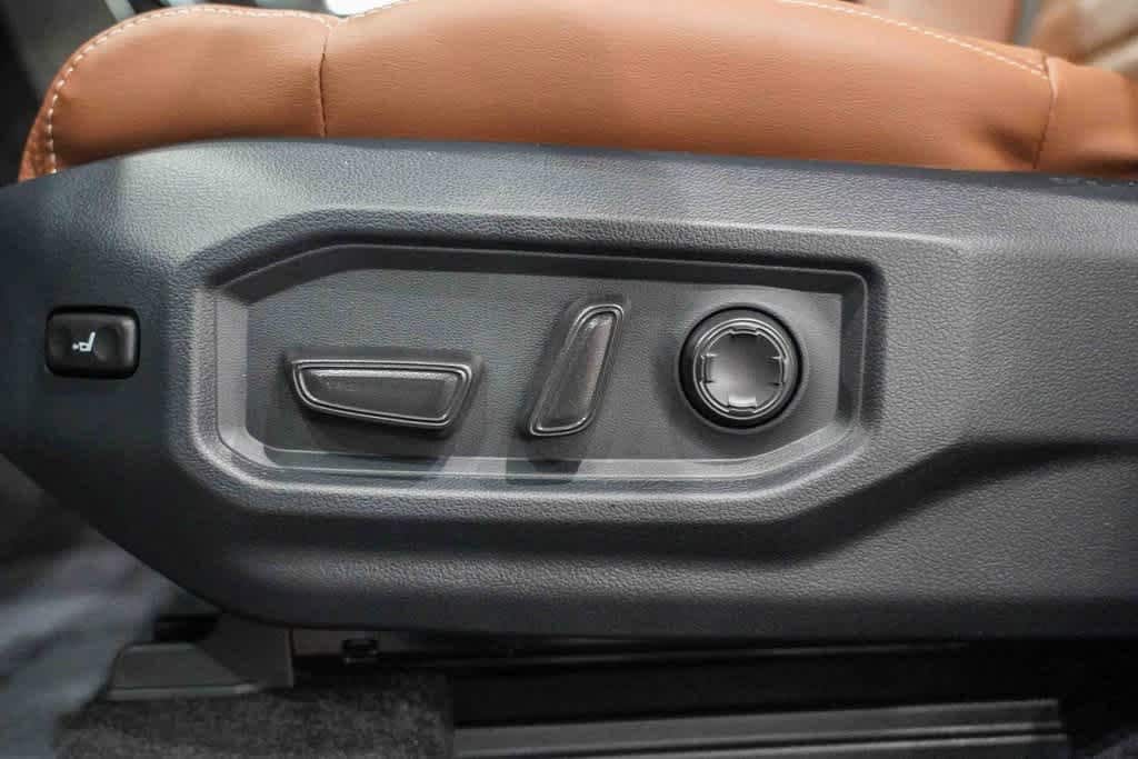 Thumbnail: 2026 Toyota Tundra - 20