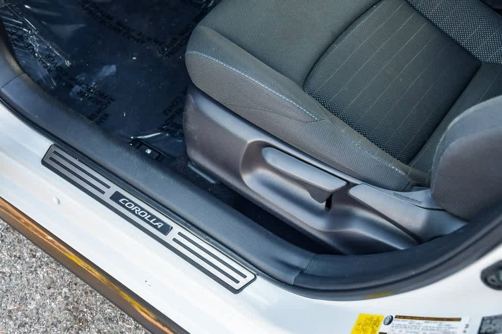 Thumbnail: 2022 Toyota Corolla - 21