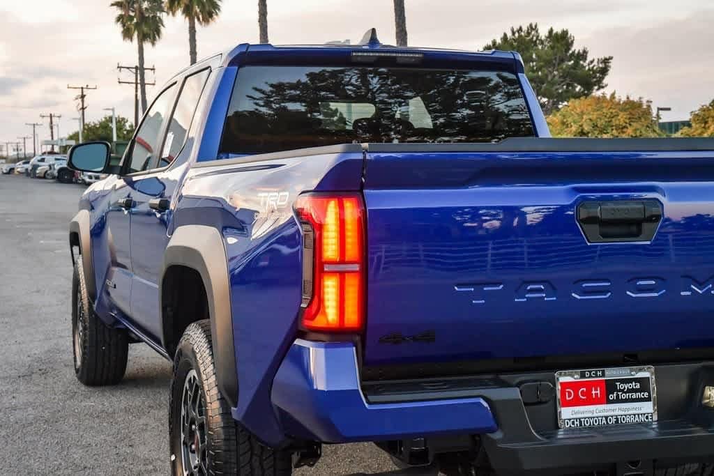 Thumbnail: 2025 Toyota Tacoma - 6