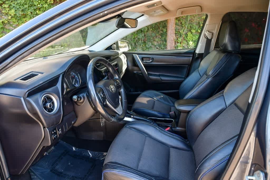 Thumbnail: 2018 Toyota Corolla - 16