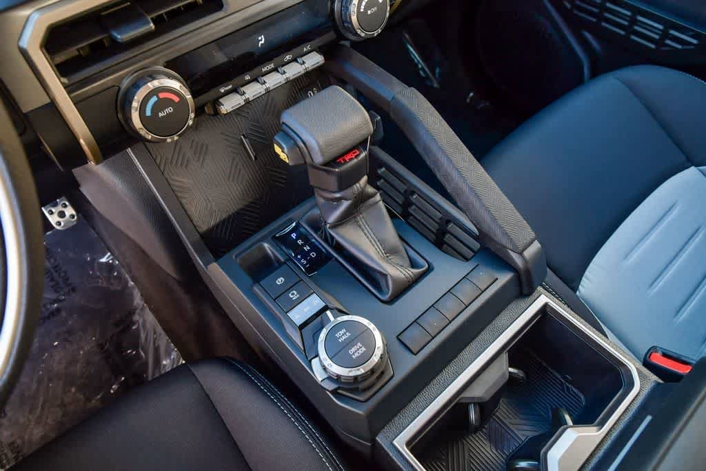 2026 Toyota Tacoma TRD Sport - Photo 20