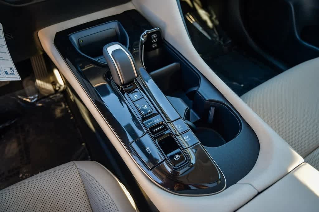 Thumbnail: 2026 Toyota Crown - 22