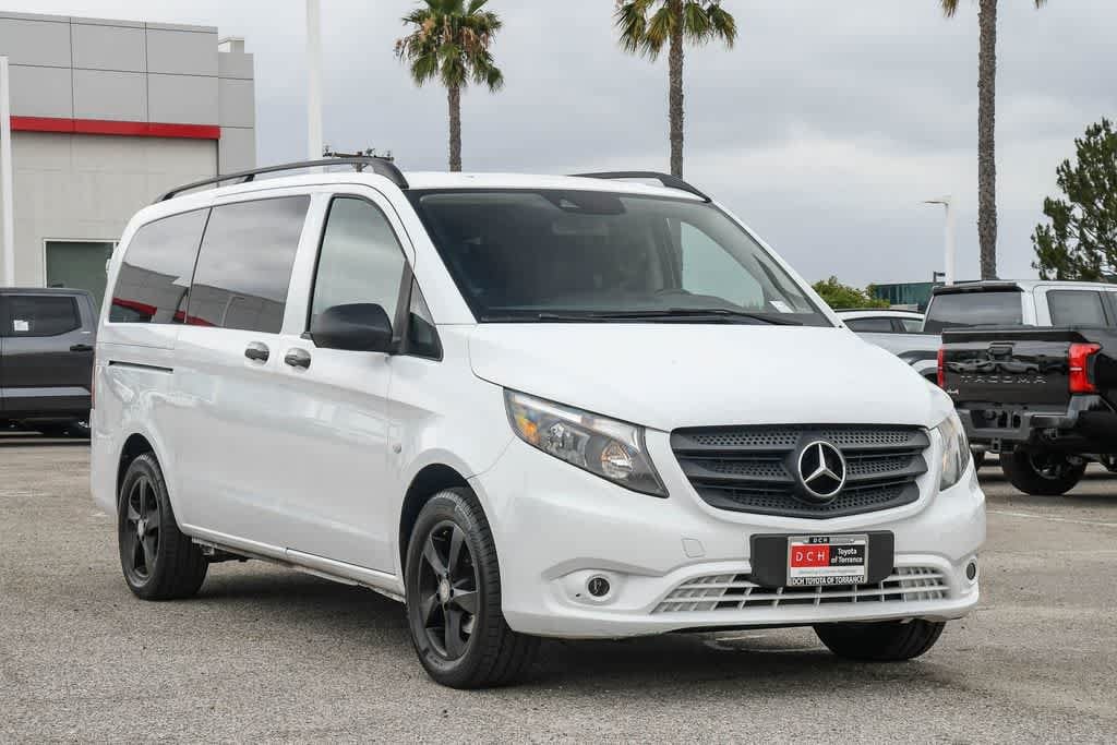 Thumbnail: 2016 Mercedes-Benz Metris - 2