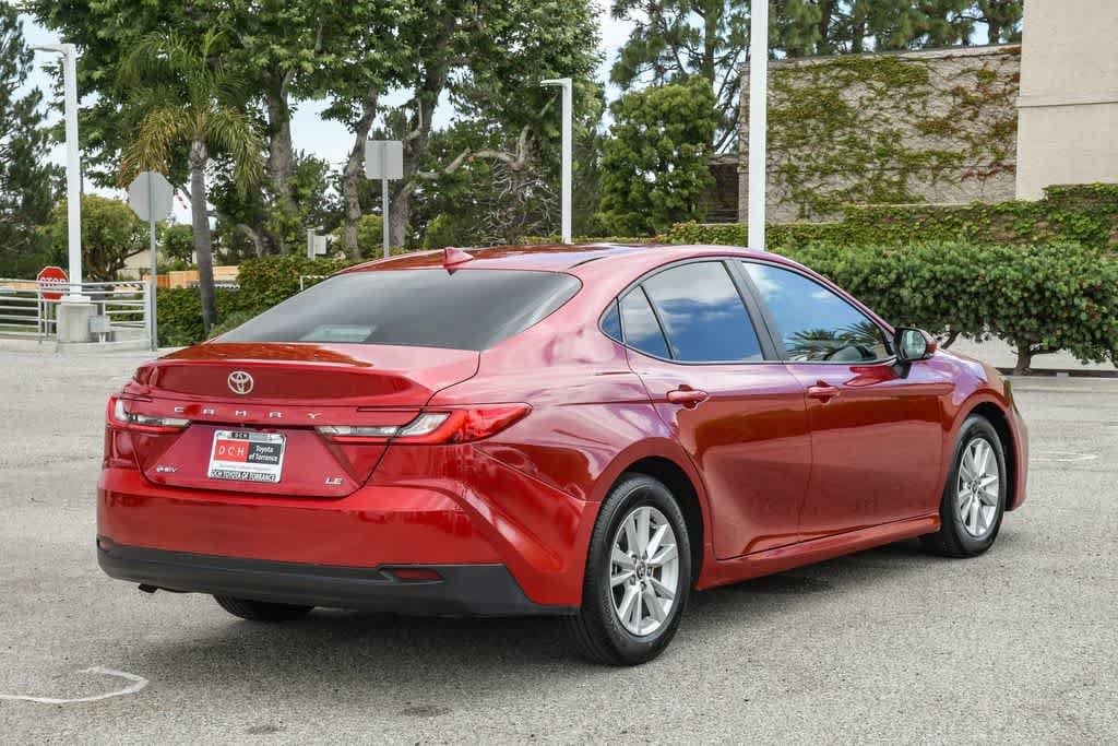 2025 Toyota Camry LE - Photo 9