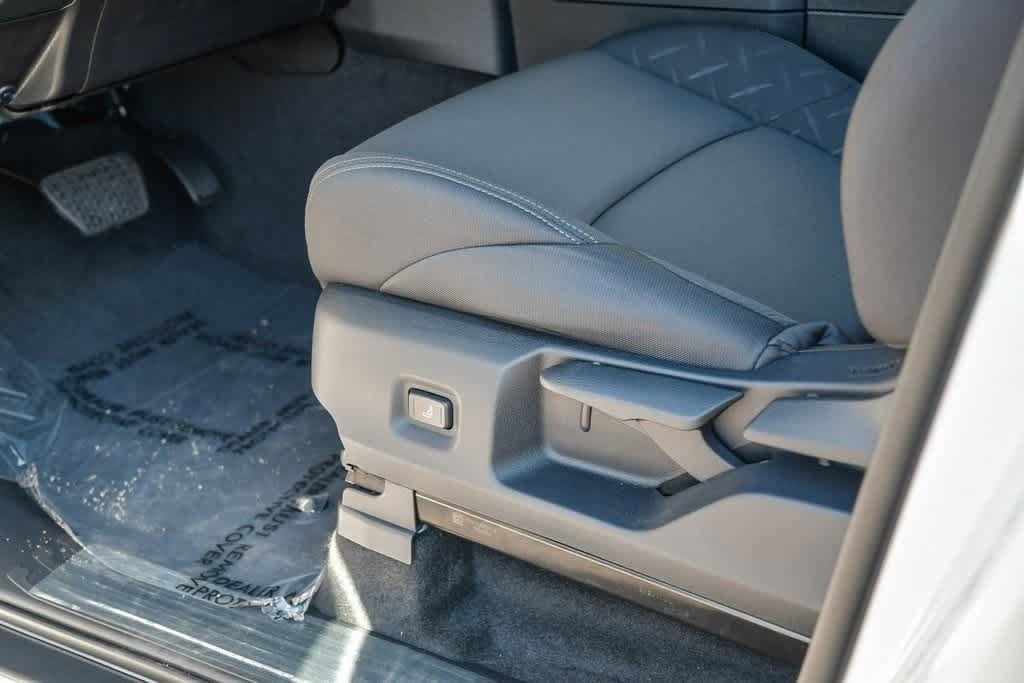 Thumbnail: 2025 Toyota Tacoma - 21