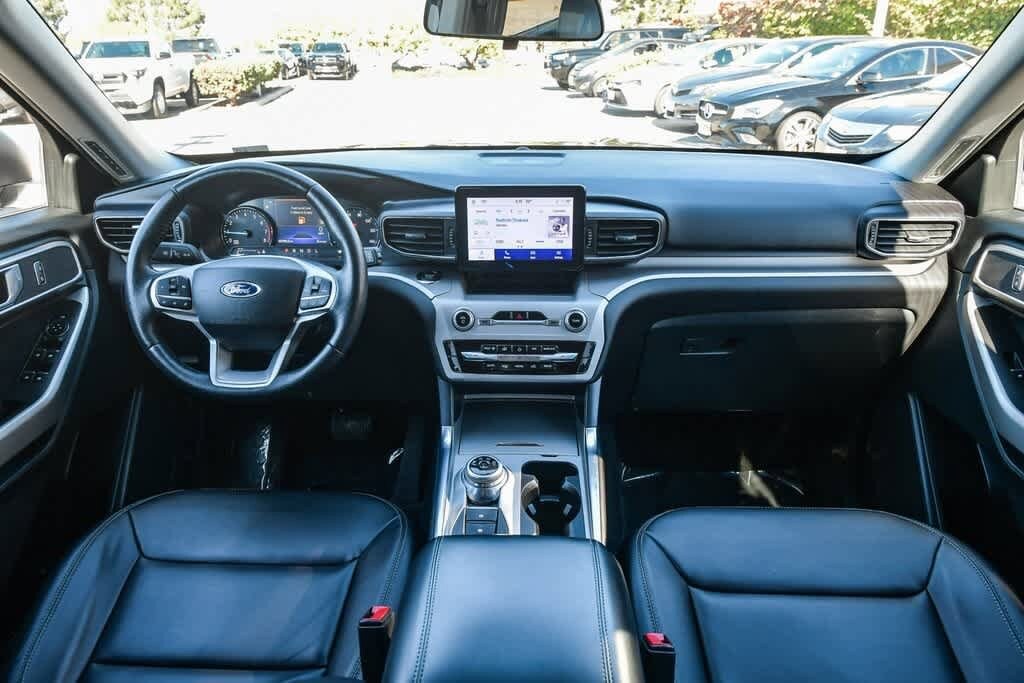 Thumbnail: 2023 Ford Explorer - 14