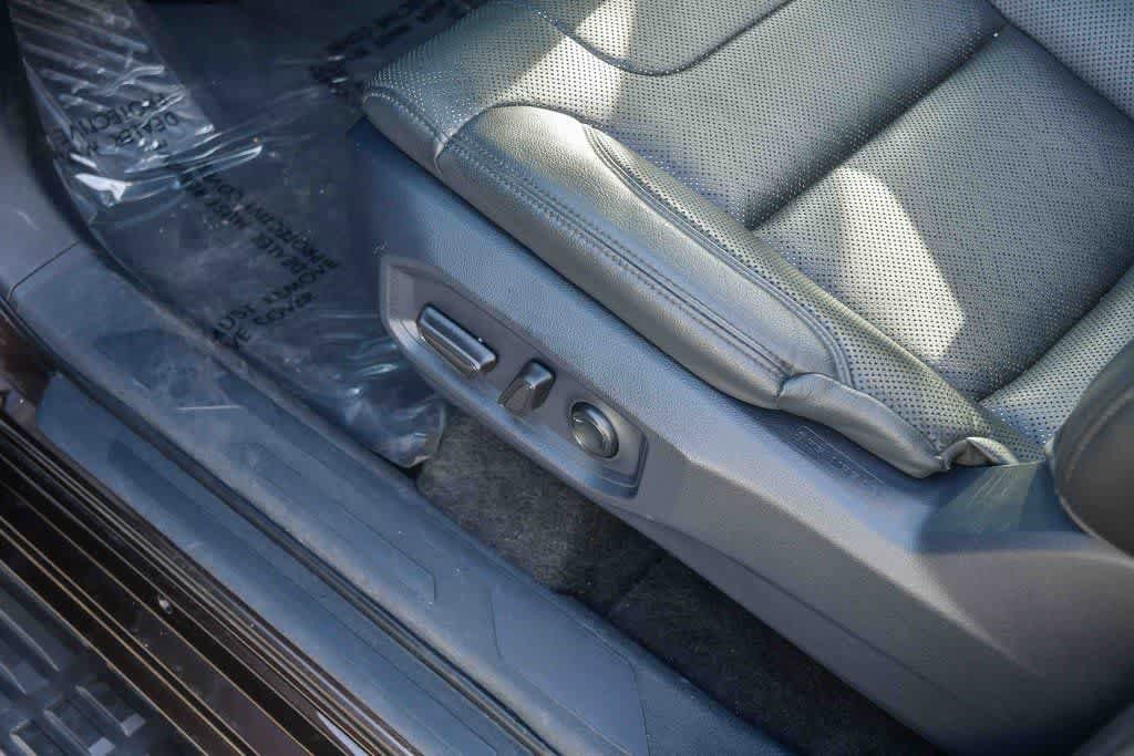 Thumbnail: 2023 Toyota Sequoia - 23