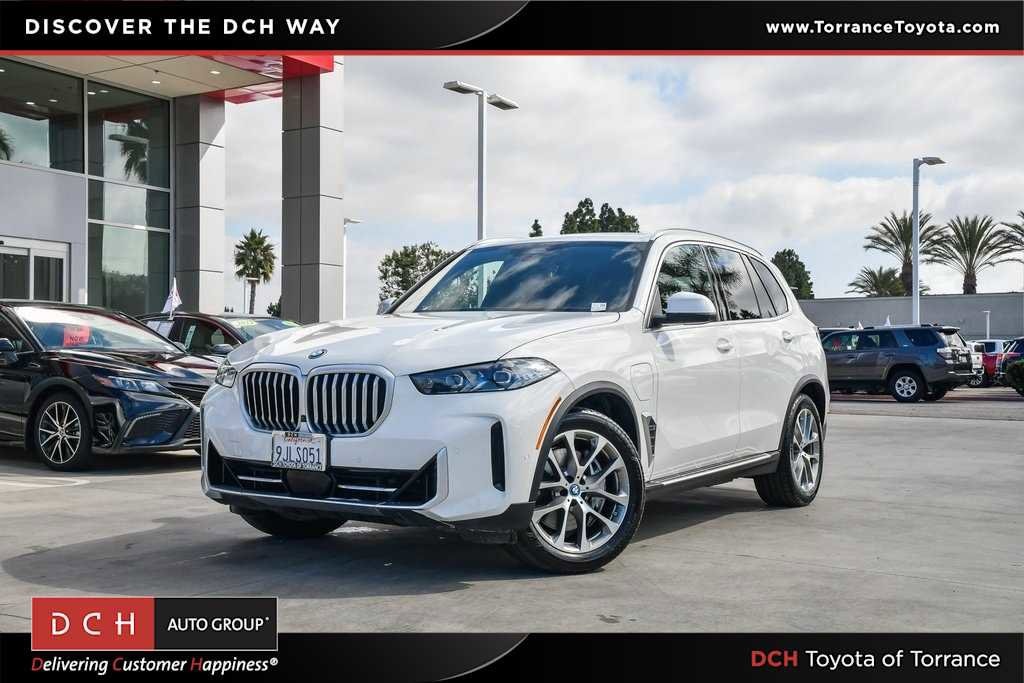 2024 BMW X5 50e's photo