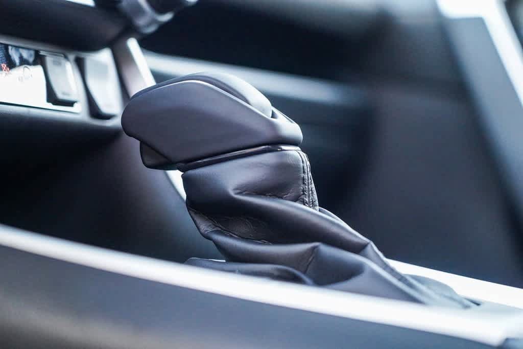 Thumbnail: 2025 Toyota RAV4 - 23