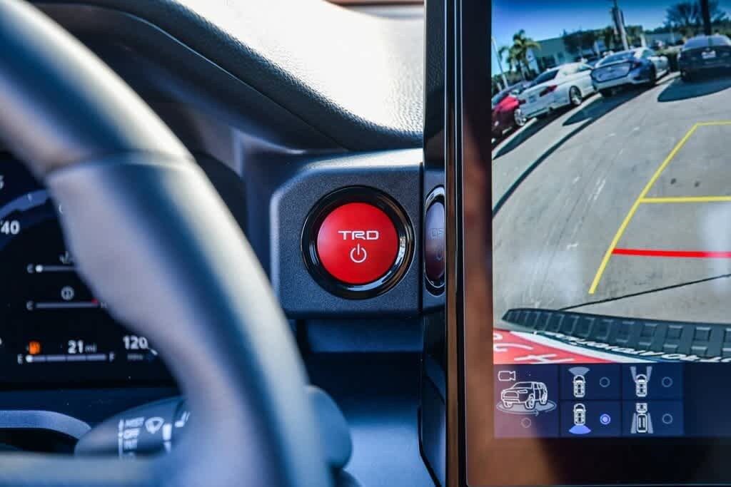 Thumbnail: 2026 Toyota 4Runner - 34