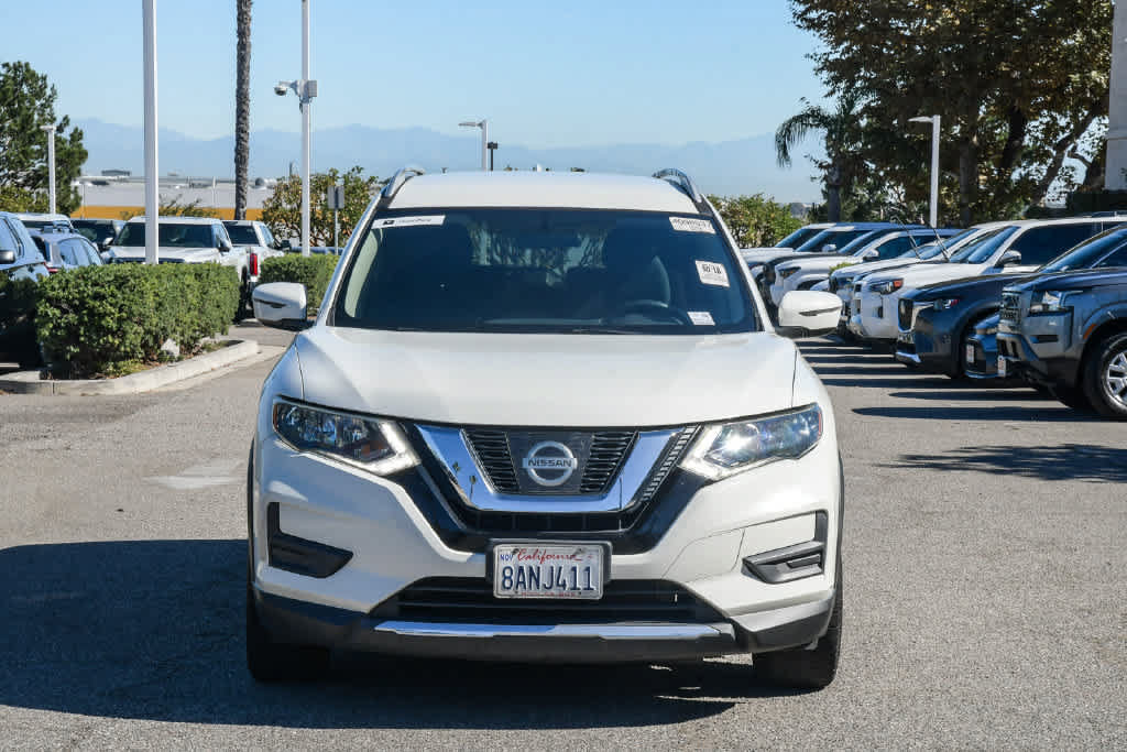 Used 2017 Nissan Rogue SV with VIN 5N1AT2MTXHC882408 for sale in Torrance, CA